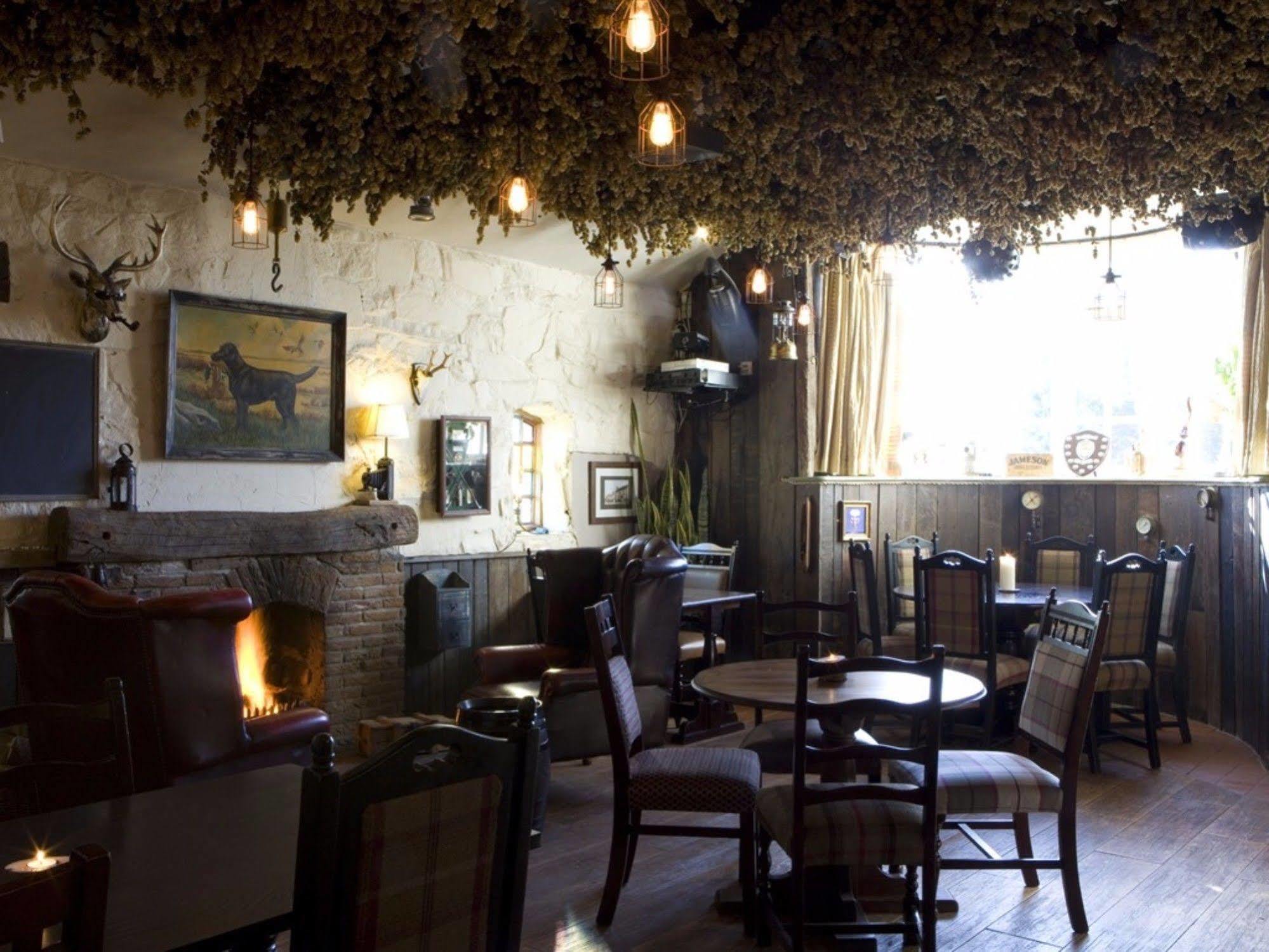 The Swan Inn นันท์วิช ภายนอก รูปภาพ